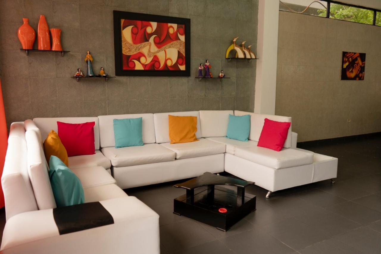 Rinakawsay - Viveviajando Apartamento Amoblado En Tena Buitenkant foto